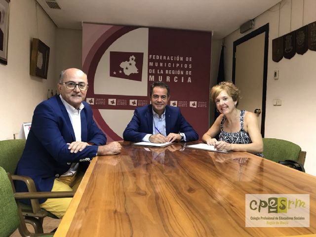Firma de convenio CPESRM-FMRM